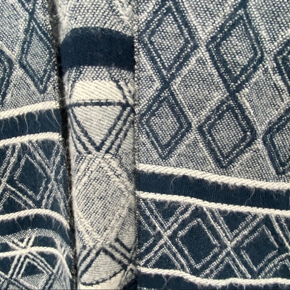 Open Front Poncho / Cape with Fringe - Picture 3 of 7